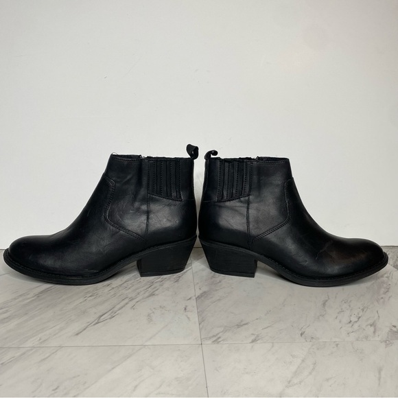 Sofft Ardmore Black Leather Bootie 8 1/2 - Picture 7 of 15